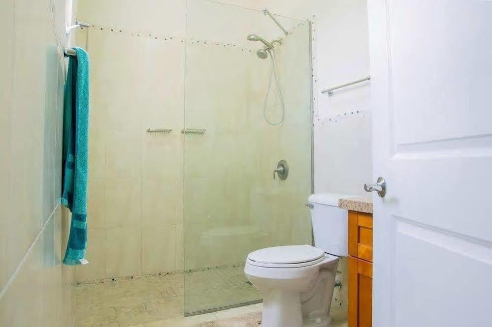 New Kingston Guest Apt At Sonoma Estate エクステリア 写真